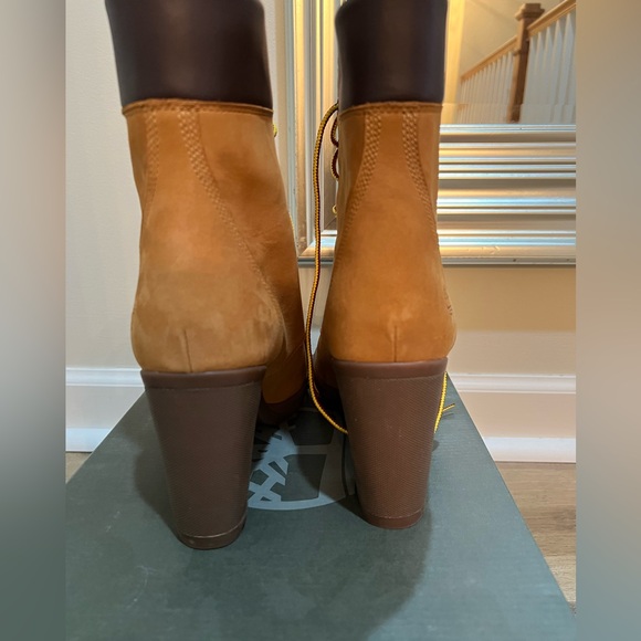 Timberland high heel boots. Size 10 . Only worn 2x - Picture 4 of 8